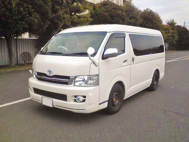 トヨタ ハイエース（200系）のリアシートベルト | さくら車検