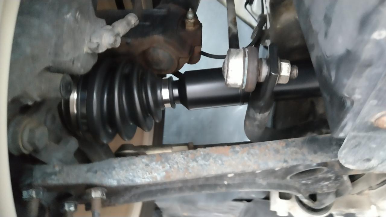 VW ゴルフ 一般整備 フロントドライブシャフトASSY交換 さくら車検‐ブログ＆整備レポート