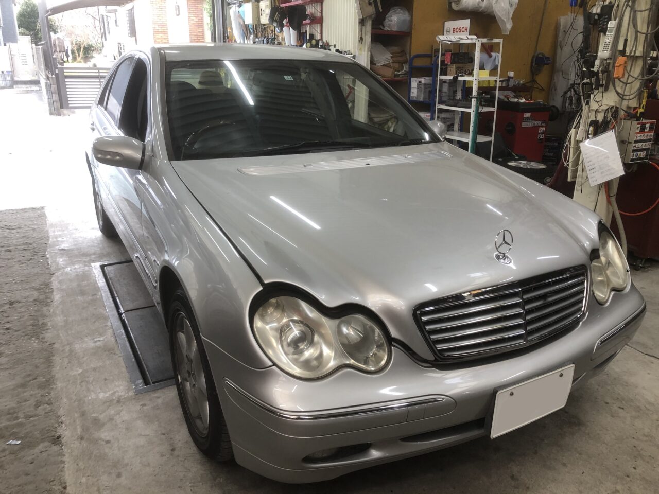 メルセデスベンツ Cクラス ヘッドカバーガスケット交換 | さくら車検 