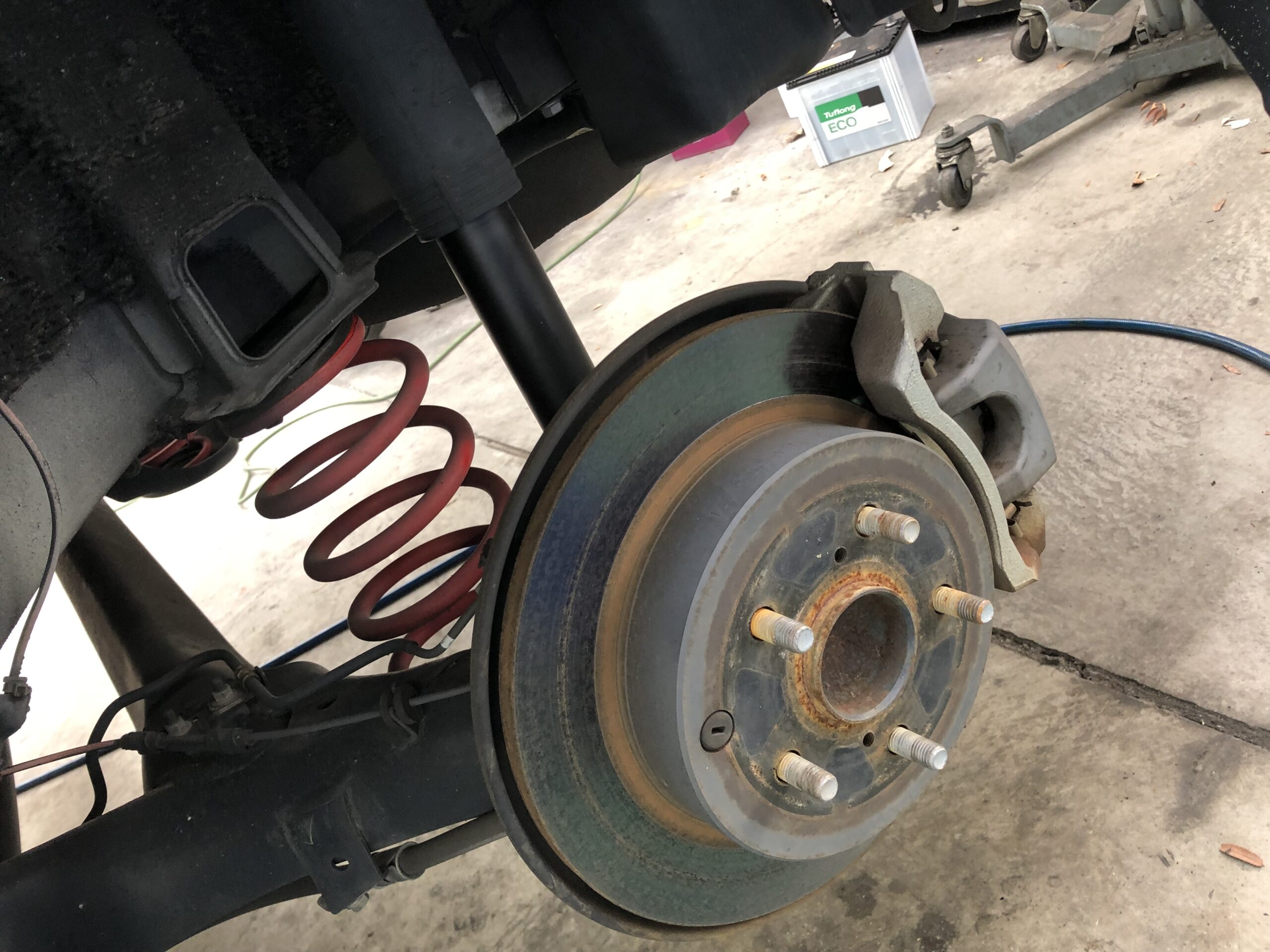 50プリウス リアショック 60系プリウス/50系プリウス リアショックシーピーマウント