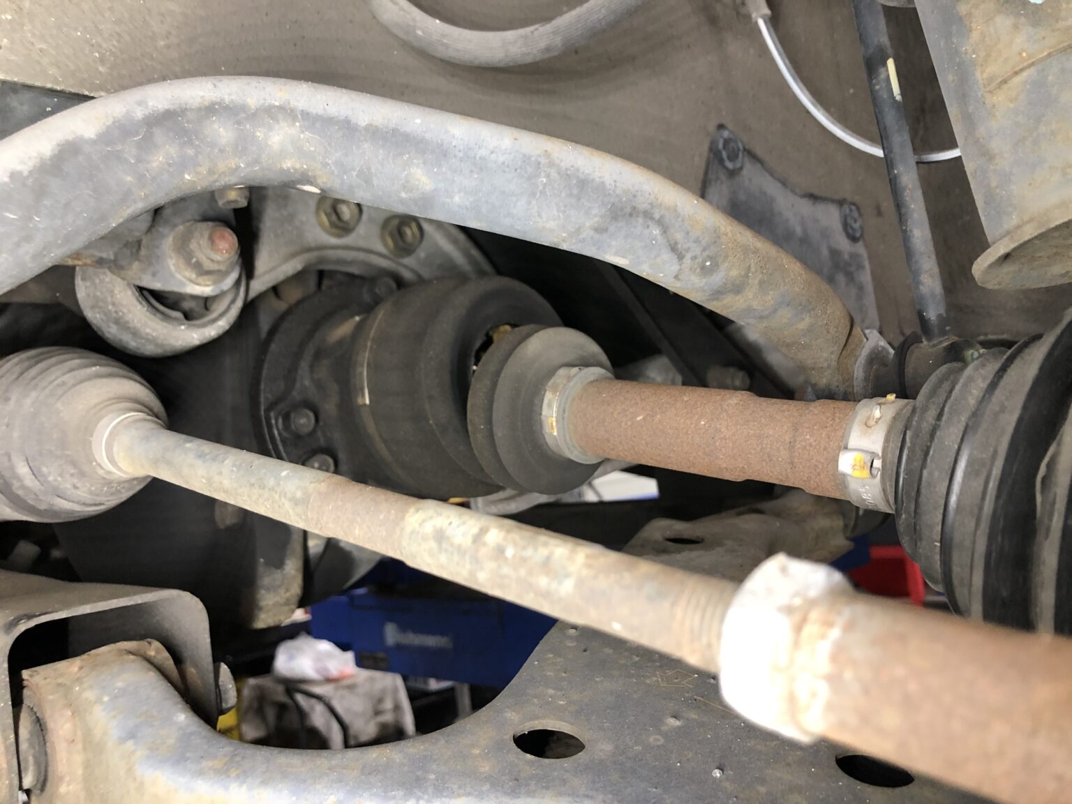 日産 エルグランド ドライブシャフトインナーブーツ交換 さくら車検‐ブログ&整備レポート