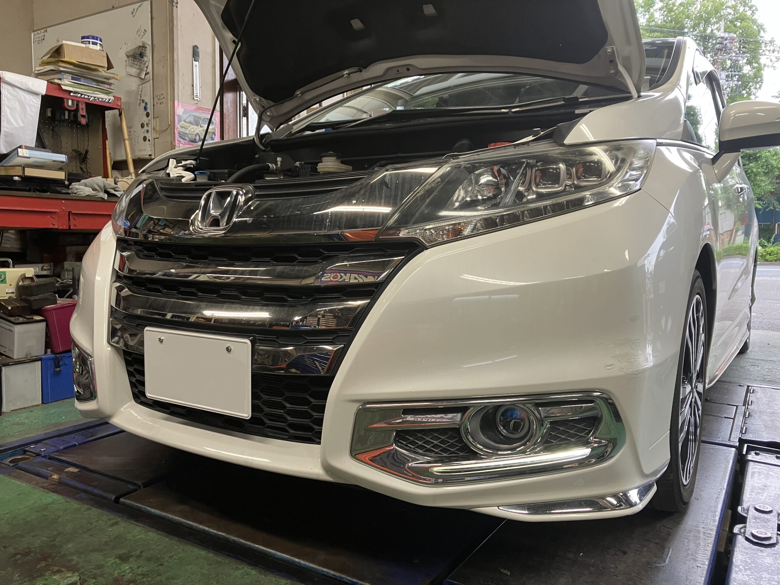 とはる 即決 ランクル ランドクルーザー 200系 URJ202W 後期 フロント